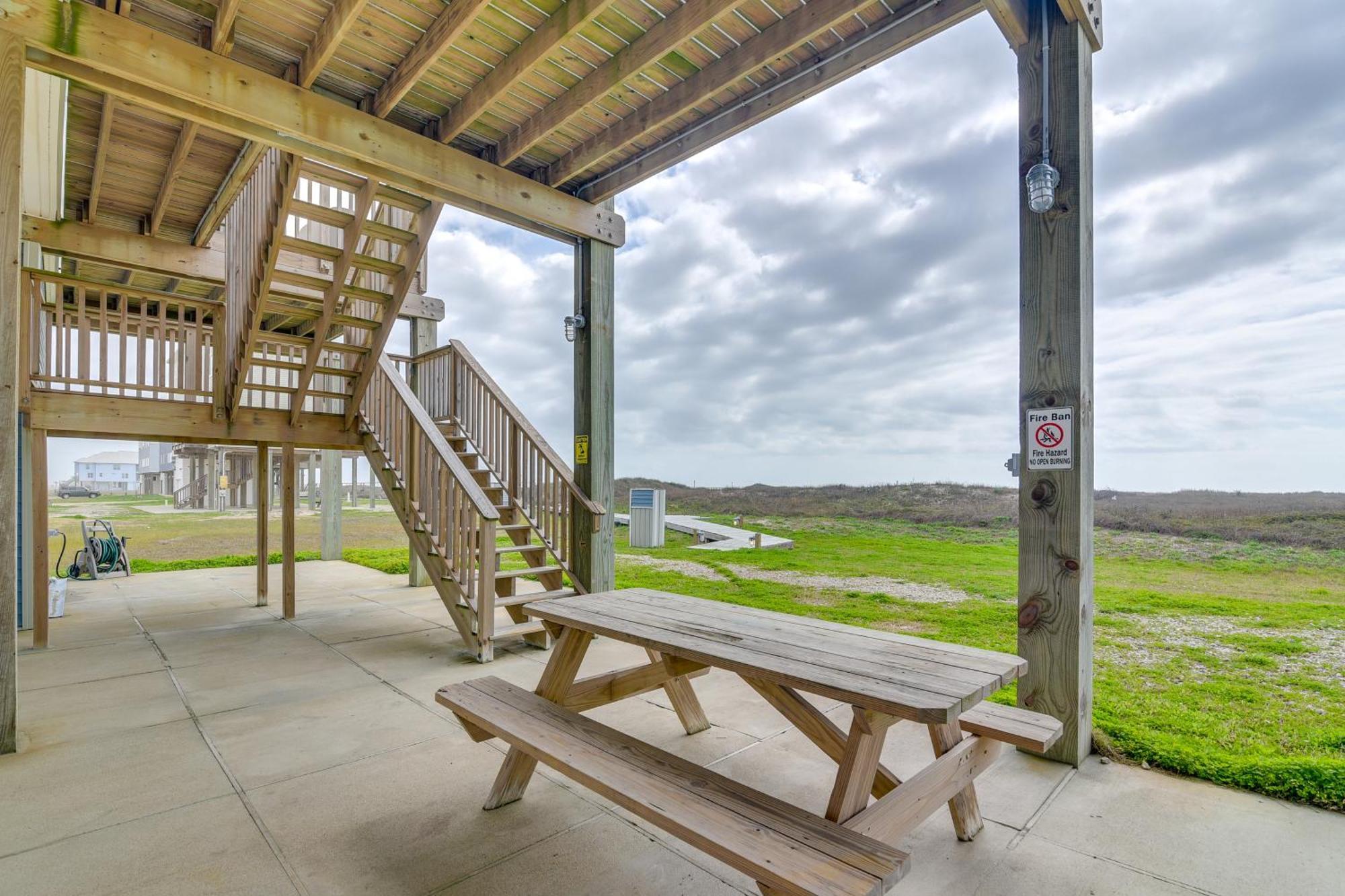 Ocean-View Surfside Home With Boardwalk To Beach! Surfside Beach Buitenkant foto